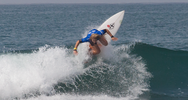 Final Day for SuperGirl Pro Surf 2014