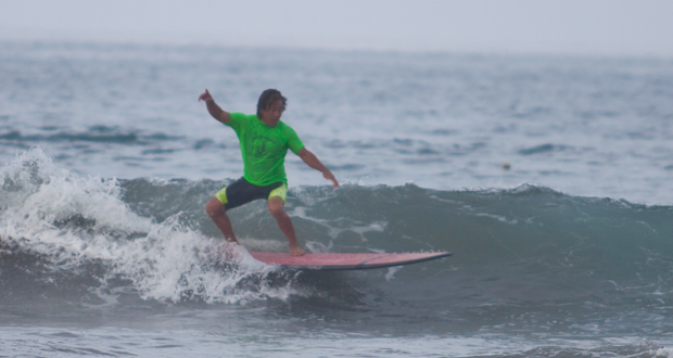 Longboard surfing. (OsideNews file photo)