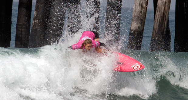 Final Day for SuperGirl Pro Surf 2014