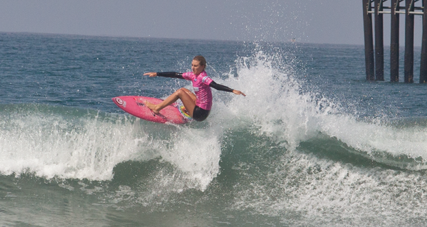 Final Day for SuperGirl Pro Surf 2014