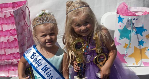 Baby+Miss+Southern+California%3B++Kali+Betz+-+age+3+from+Oceanside+with+her+cousin+and+fellow+competitor%2C+Shaleigh+Betz%2C+4+in+2014
