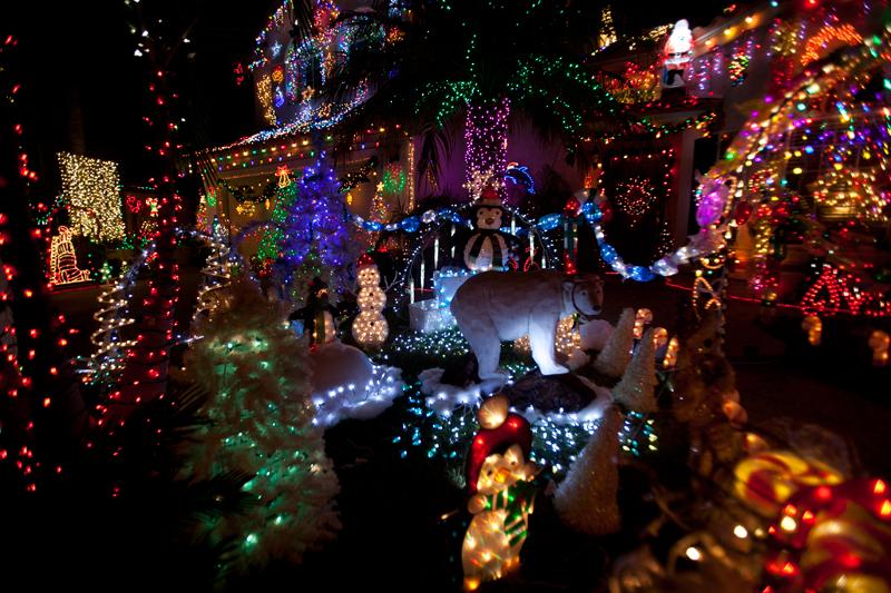 Spectacular Christmas Light Display a Labor of Love for Cancer Survivor