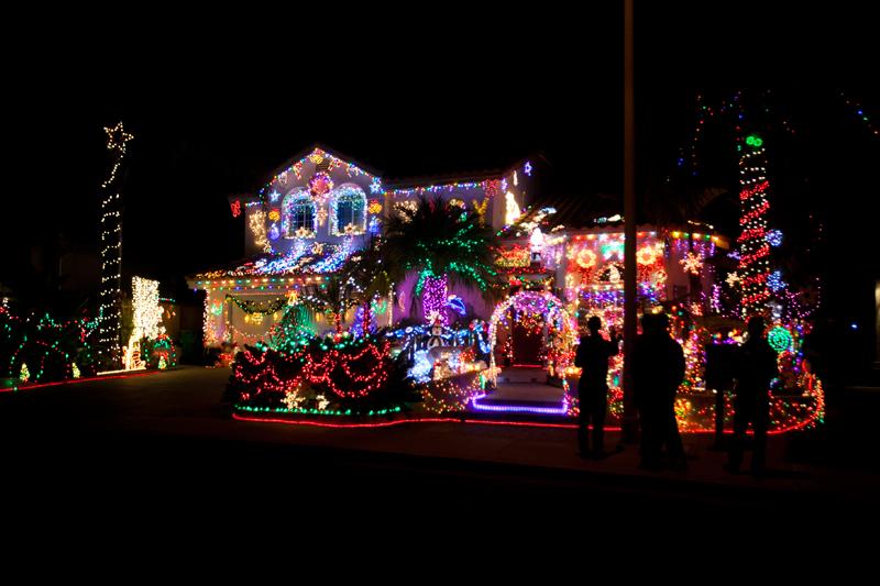 Spectacular Christmas Light Display a Labor of Love for Cancer Survivor