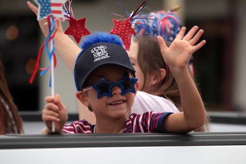 Snapshots from the 2017 Tri-City Medical Center-Oceanside Independence Parade