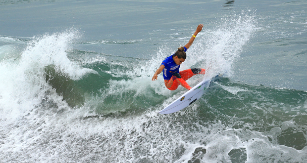 Carlsbad's Tia Blanco wins the last heat of Day One. Photo: Steinmetz for ASA Entertainment